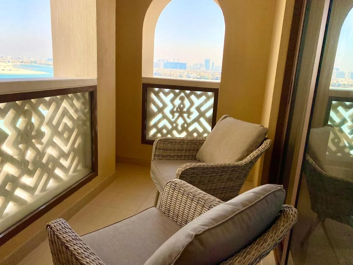 Spacious 4 Bd Apartment With Amazing Sea View Dubai 0*,