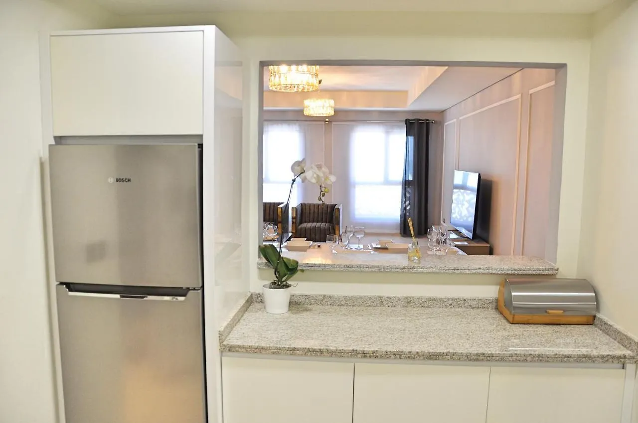 Spacious 4 Bd Apartment With Amazing Sea View Dubai