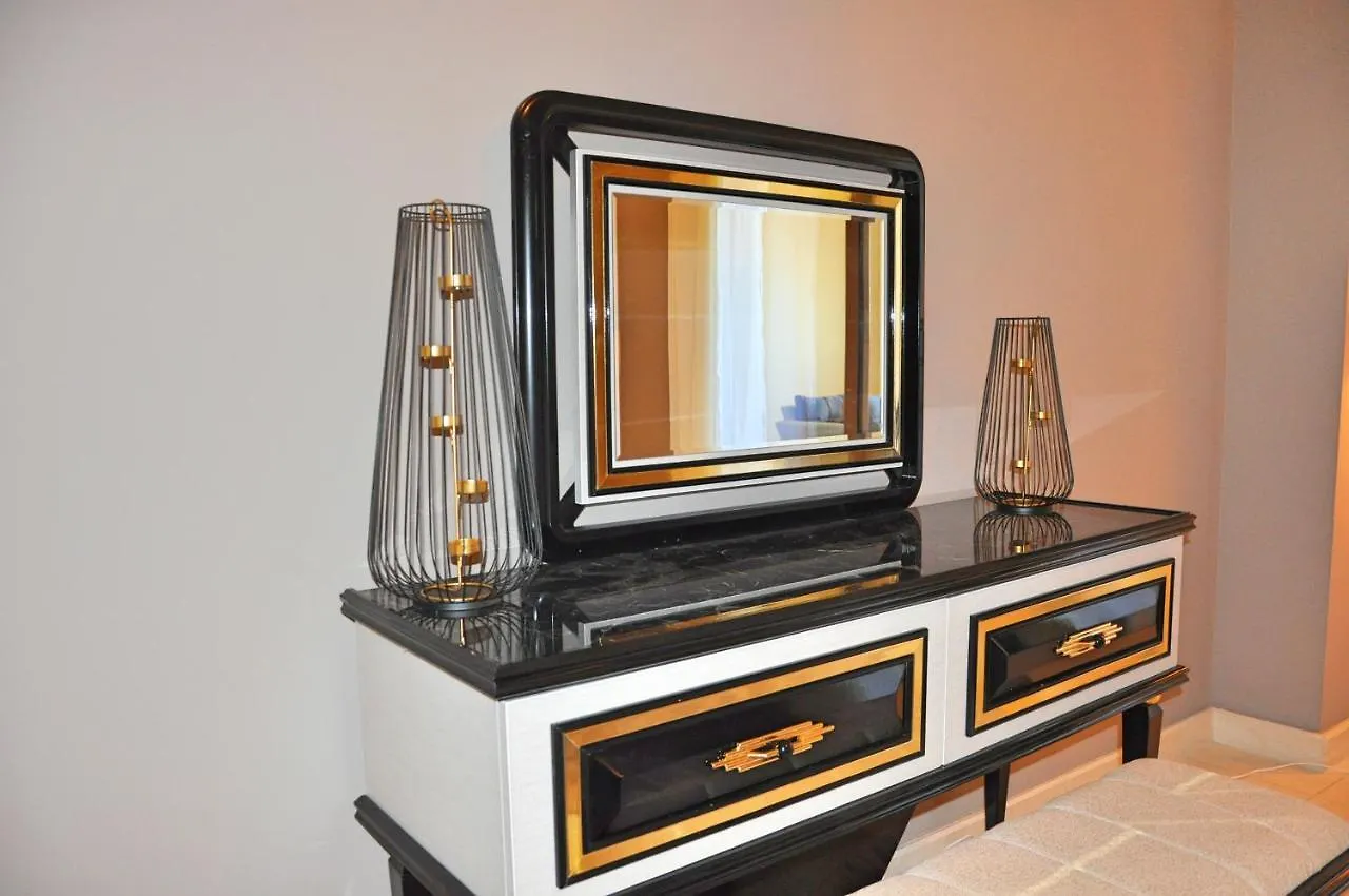 Spacious 4 Bd Apartment With Amazing Sea View Dubai