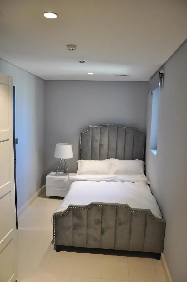 Spacious 4 Bd Apartment With Amazing Sea View Dubai