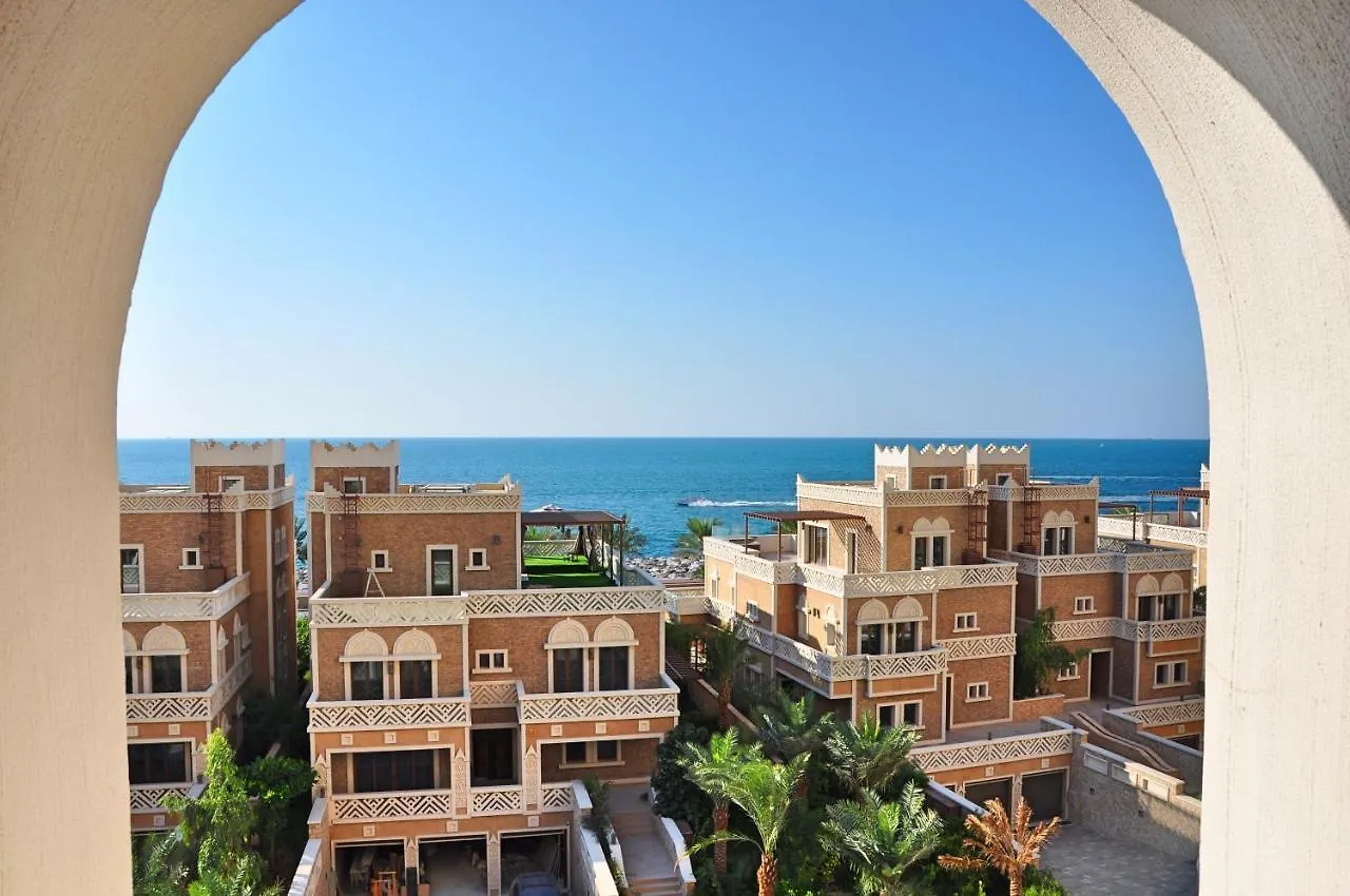 Spacious 4 Bd Apartment With Amazing Sea View Dubai