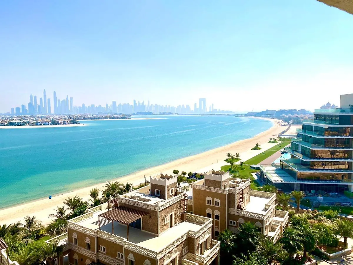 Spacious 4 Bd Apartment With Amazing Sea View Dubai