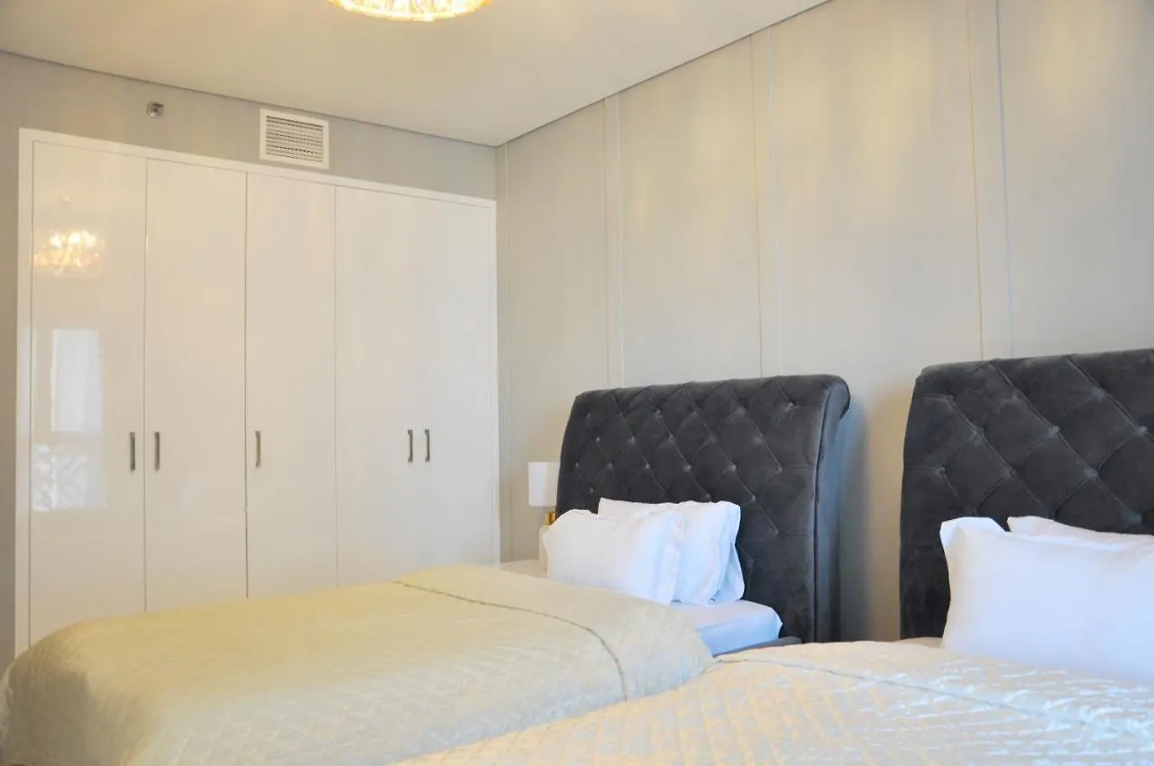 Spacious 4 Bd Apartment With Amazing Sea View Dubai