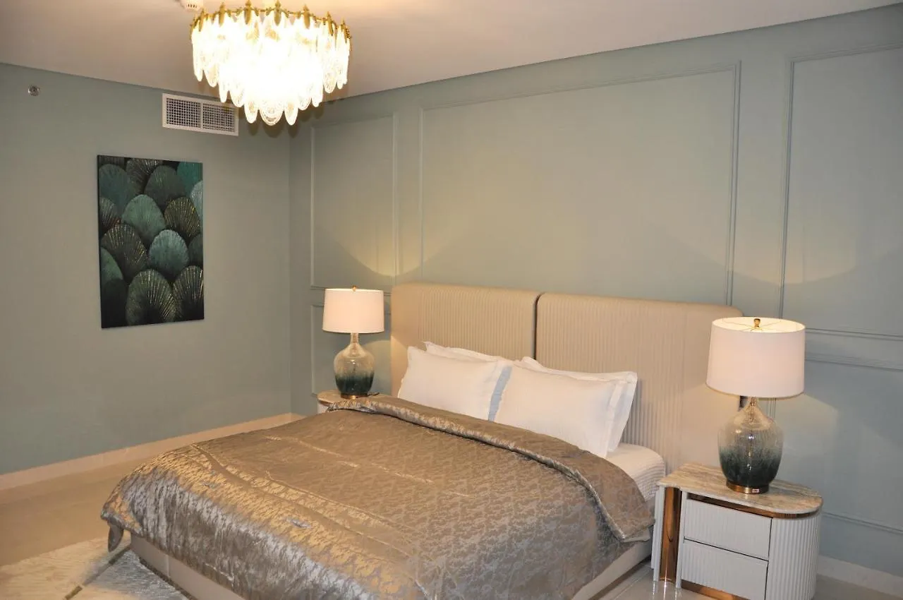 Spacious 4 Bd Apartment With Amazing Sea View Dubai