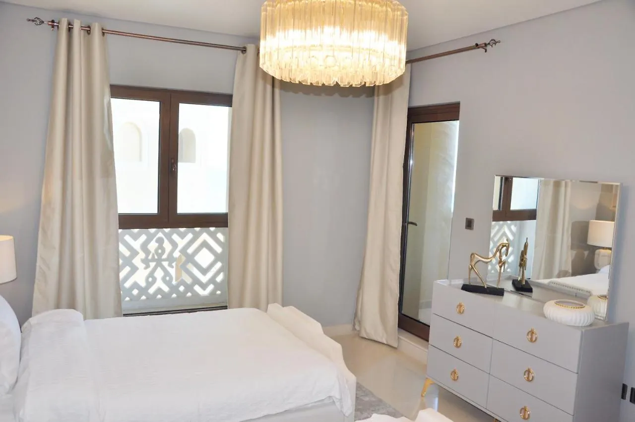 Spacious 4 Bd Apartment With Amazing Sea View Dubai